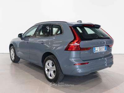 Volvo XC60 (d) AWD automatico Momentum Grigio usata Brescia