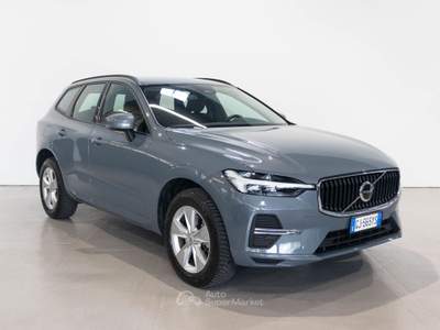 Volvo XC60 (d) AWD automatico Momentum Grigio usata Brescia