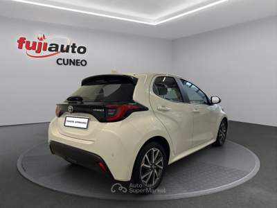 Toyota Yaris Yaris 1.5h Trend Bianco usata Cuneo