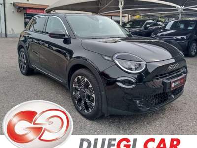 Fiat 600 Hybrid 100 CV DCT MHEV La Prima Nero usata Varese