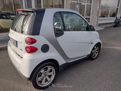 Smart ForTwo Fortwo 1000 52 kw mhd coupé pulse Bianco usata Pisa