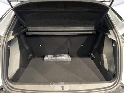 Peugeot 2008 1.2 puretech 100cv style Bianco usata Verona