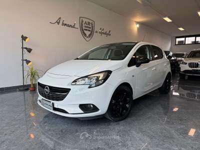 Opel Corsa 5p 1.4 90 cv Gpl Tech Edition Bicolor Full Opt Bianco usata Giugliano in Campania