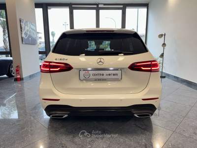 Mercedes-Benz Classe B d 1.5 Sport Plus Night Pack Cockpit Cerchi 18 Full Bianco usata Giugliano in Campania