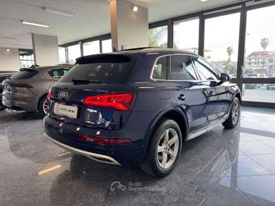 Audi Q5 40 2.0 tdi Sport Quattro 190cv s-tronic Tetto Nav Blu/Azzurro usata Giugliano in Campania