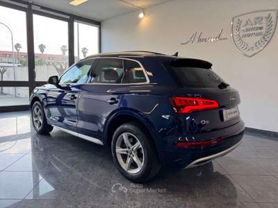 Audi Q5 40 2.0 tdi Sport Quattro 190cv s-tronic Tetto Nav Blu/Azzurro usata Giugliano in Campania