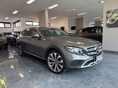 Mercedes-Benz Classe E d Sw 4matic All Terrain Premium Head-Up Full Opt Grigio usata Giugliano in Campania