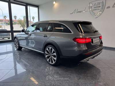 Mercedes-Benz Classe E d Sw 4matic All Terrain Premium Head-Up Full Opt Grigio usata Giugliano in Campania