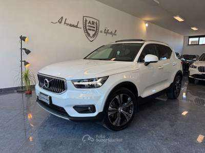 Volvo XC40 1.5 t5 Phev Recharge Inscription Tetto Cockpit Full Bianco usata Giugliano in Campania