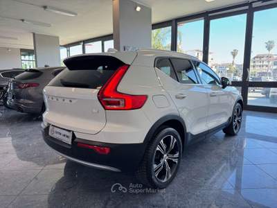 Volvo XC40 1.5 t5 Phev Recharge Inscription Tetto Cockpit Full Bianco usata Giugliano in Campania