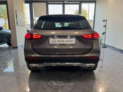 Mercedes-Benz GLA d Sport Plus auto Luci Ambiente Cerchi 18 Stupenda Grigio usata Giugliano in Campania