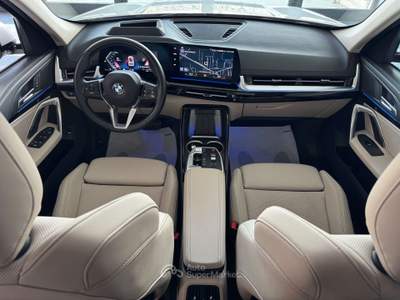 BMW X1 X1 sdrive18d X-Line Edition Signature Tetto 360 Head Bianco usata Giugliano in Campania