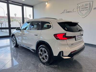 BMW X1 X1 sdrive18d X-Line Edition Signature Tetto 360 Head Bianco usata Giugliano in Campania