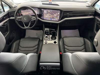 Volkswagen Touareg 3.0 V6 tdi Exclusive 231cv 4Motion Uniprop Stupend Bianco usata Giugliano in Campania