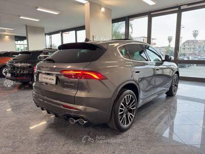 Maserati Grecale 2.0 mhev GT 300cv Tetto Head-Up 360° Full Opt Iva Grigio usata Giugliano in Campania