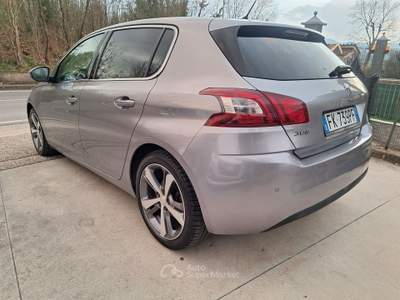Peugeot 308 Peugeot 308 1.6 hdi 120cv gt-line Grigio usata Mirabella Eclano