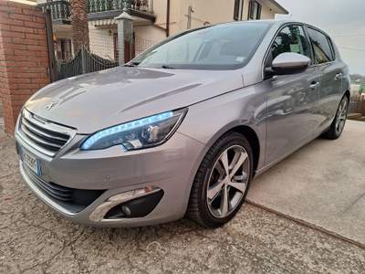 Peugeot 308 Peugeot 308 1.6 hdi 120cv gt-line Grigio usata Mirabella Eclano