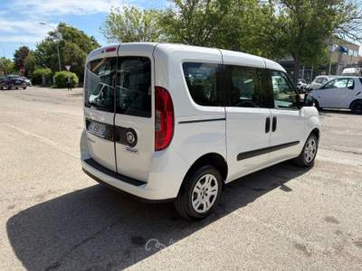 Fiat Doblò 1,3 mjt 95cv Autocarro 5POSTI Bianco usata Pesaro