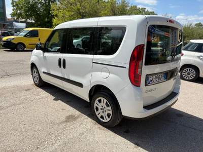 Fiat Doblò 1,3 mjt 95cv Autocarro 5POSTI Bianco usata Pesaro