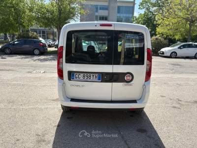 Fiat Doblò 1,3 mjt 95cv Autocarro 5POSTI Bianco usata Pesaro