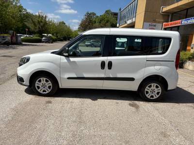Fiat Doblò 1,3 mjt 95cv Autocarro 5POSTI Bianco usata Pesaro