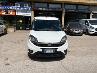 Fiat Doblò 1,3 mjt 95cv Autocarro 5POSTI Bianco usata Pesaro
