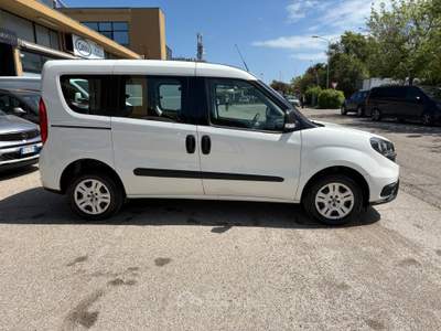 Fiat Doblò 1,3 mjt 95cv Autocarro 5POSTI Bianco usata Pesaro