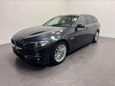 BMW Serie 5 530d Futura D TOURING XDRIVE LUXURY AUTO 190CV Grigio usata San Fior
