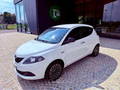 Lancia Ypsilon PLATINO - KM 19.000 - UNIPRO - PROMO FINANZIAMENTO Bianco usata Castagnole delle Lanze
