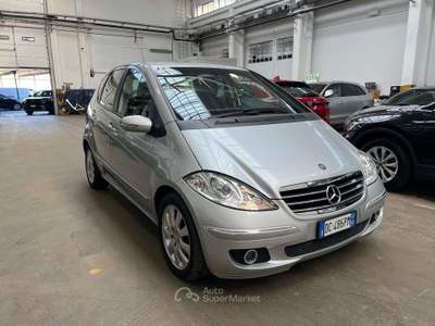 Mercedes-Benz Classe A Classe A - W/C 169 cdi Elegance Argento usata Lecco