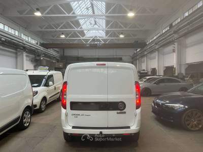 Fiat Doblò Fiat Doblo' Maxi 3 Posti 1.6 105 cv Prezzo + IVA Bianco usata Lecco