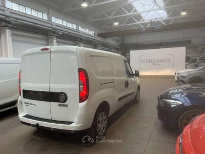 Fiat Doblò Fiat Doblo' Maxi 3 Posti 1.6 105 cv Prezzo + IVA Bianco usata Lecco