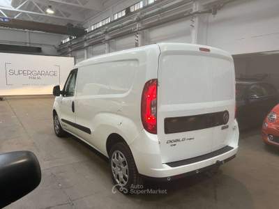 Fiat Doblò Fiat Doblo' Maxi 3 Posti 1.6 105 cv Prezzo + IVA Bianco usata Lecco