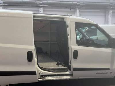 Fiat Doblò Fiat Doblo' Maxi 3 Posti 1.6 105 cv Prezzo + IVA Bianco usata Lecco