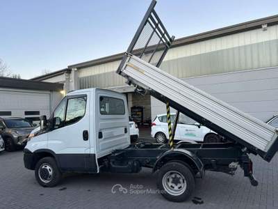 Iveco Daily DAILY 35 C12 116 CV RIB TRILATERALE PREZZO+ IVA Bianco usata Lecco