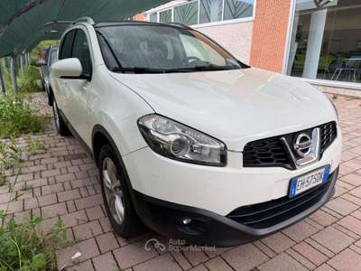 Nissan Qashqai+2 Qashqai SETTE POSTI 2007  2 Qashqai 2 1.6 dci Visia Bianco usata Endine Gaiano