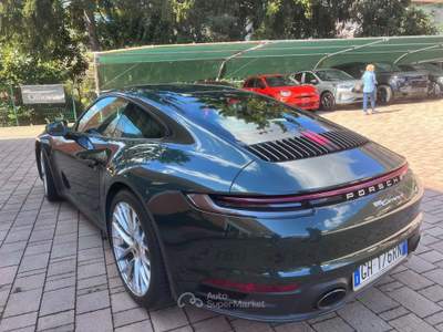 Porsche 911 911 VIII Carrera 992 Coupe 3.0 Carrera 4 auto Verde usata Endine Gaiano