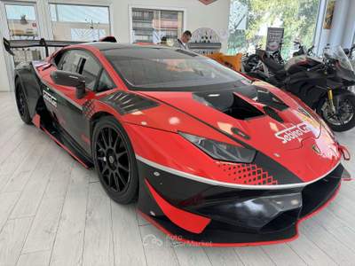 Lamborghini Huracán trofeo Rosso usata Endine Gaiano