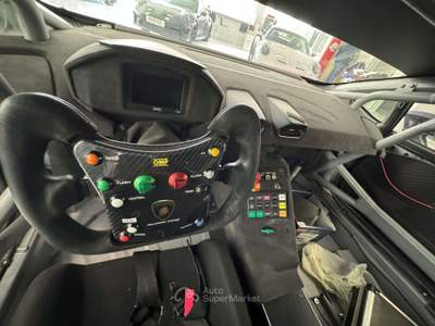 Lamborghini Huracán trofeo Rosso usata Endine Gaiano