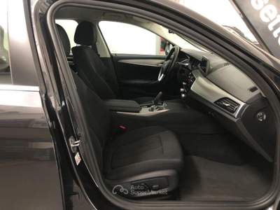 BMW Serie 5 520d d xDrive Touring Business Nero usata Spresiano