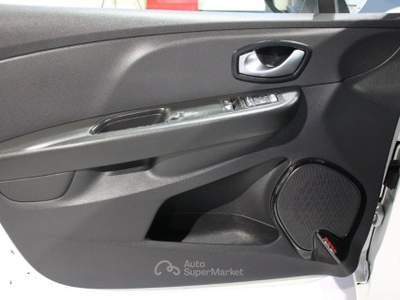 Renault Clio 1.5 dci energy Zen 90cv AUTOMATICA Bianco usata Laives