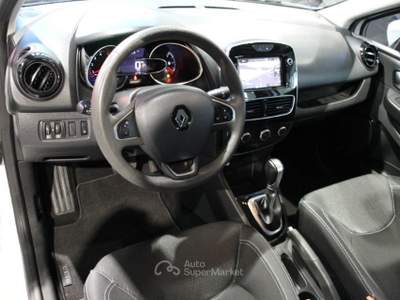 Renault Clio 1.5 dci energy Zen 90cv AUTOMATICA Bianco usata Laives