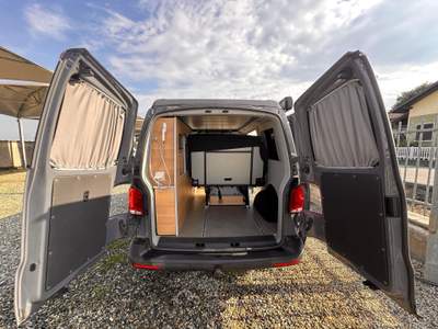 Volkswagen Transporter VOLKSWAGEN COMBI CAMPER 4X4 Grigio usata Cavour
