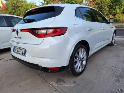 Renault Mégane RENAULT MEGANE 1.5 DCI 110 CV Bianco usata Mirabella Eclano