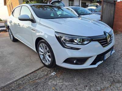 Renault Mégane RENAULT MEGANE 1.5 DCI 110 CV Bianco usata Mirabella Eclano