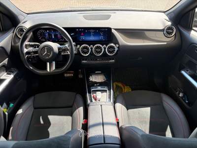 Mercedes-Benz GLA Mercedes-Benz GLA-Class GLA 200 D AMG Line Premium #10679 Grigio usata Alessandria