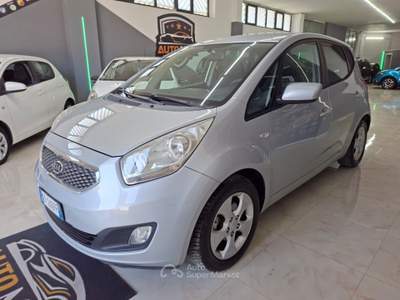Kia Venga 90cv WGT EX 2010 Argento usata Cerignola