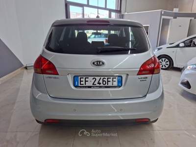 Kia Venga 90cv WGT EX 2010 Argento usata Cerignola