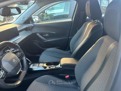 Peugeot 2008 S&S EAT8 Allure Pack Grigio usata Cercola