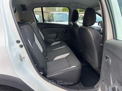 Dacia Sandero Stepway 0.9 TCe 12V GPL 90CV Start&Stop DISTRIBUZIONE NUOVA Bianco usata Genova